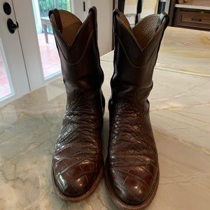 TECOVAS ALLIGATOR BOOTS. DARK WALNUT 9 1/2